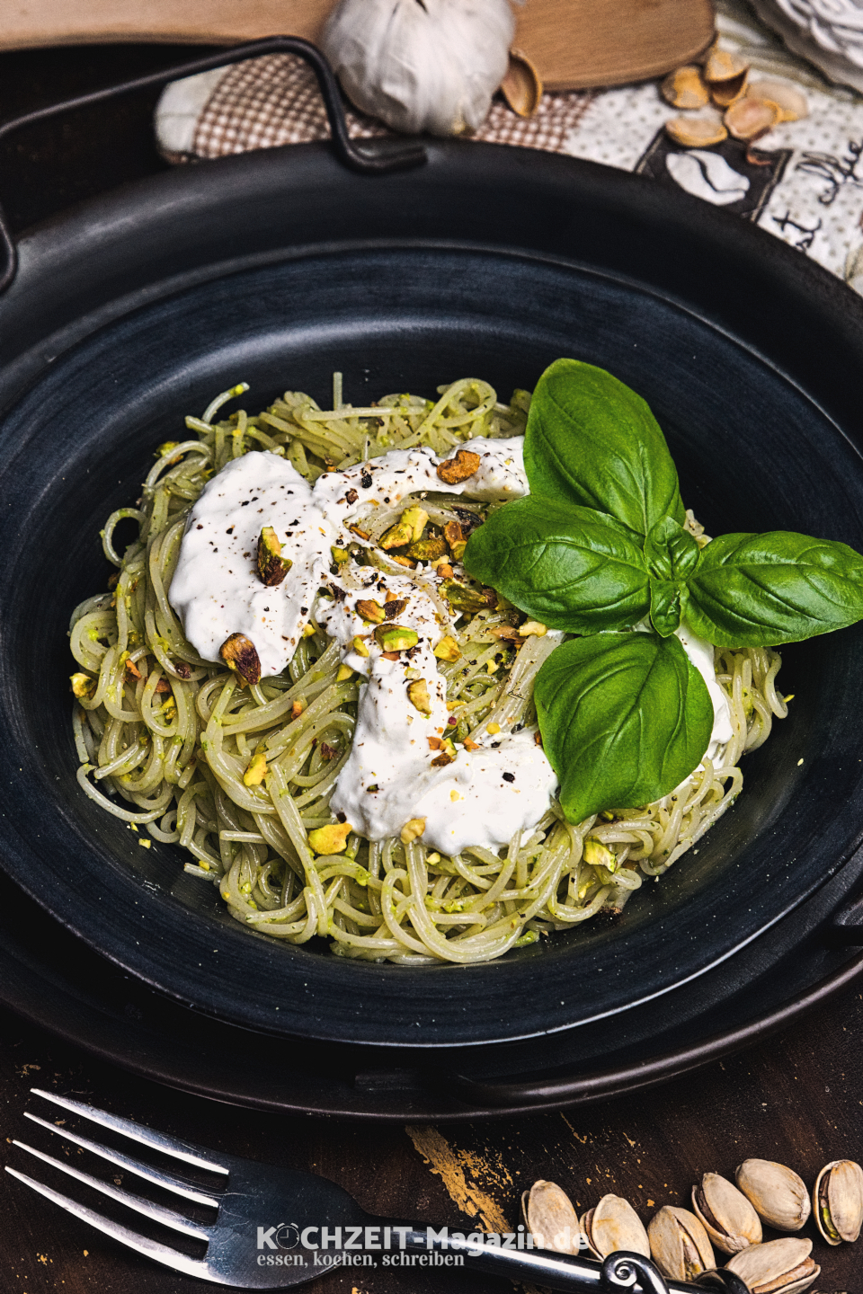 Pistazien Pesto Burrata Spaghetti Abbildung 1 Spaghetti mit Pistazienpesto und Burrata