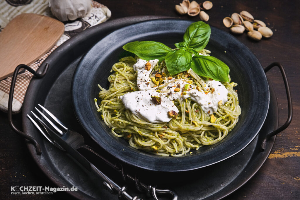 Pistazien Pesto Burrata Spaghetti Rezept