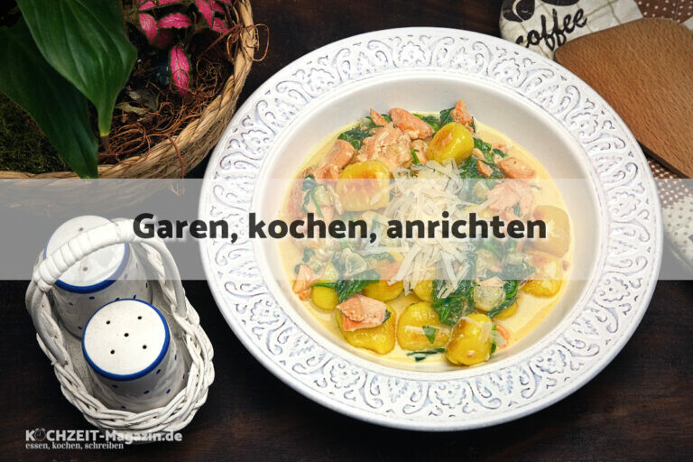 Lachs Spinat Gnocchi garen
