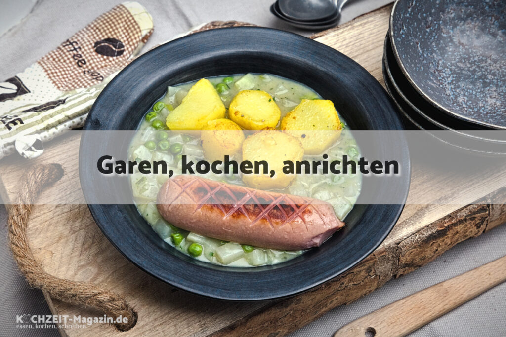 Kohlrabi mit Erbsen und Knacker garen