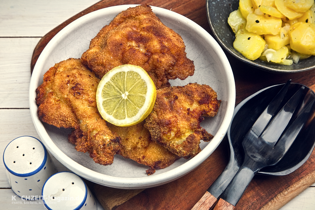 Menü: Gebackenes Huhn, Wiener Backhendl, Hausmannskost