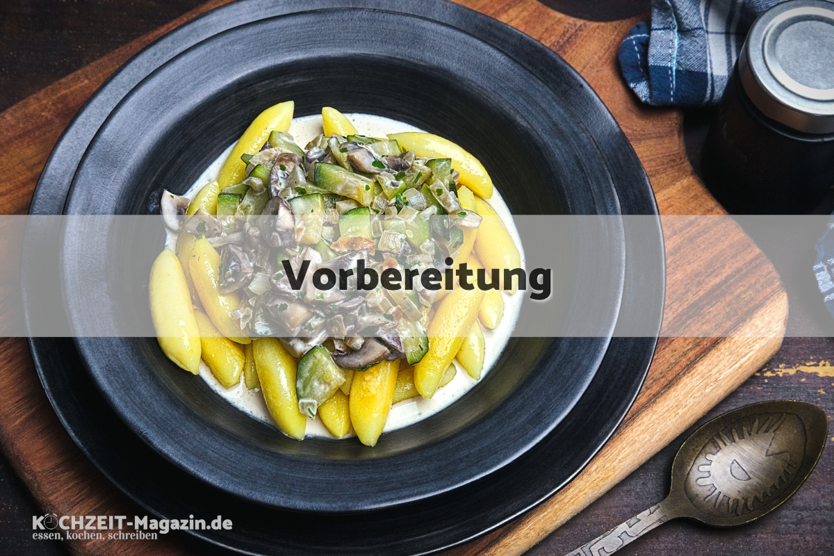 Schupfnudeln mit Champignon Zucchini Soße genießen Schupfnudeln mit Champignon Zucchini Soße genießen