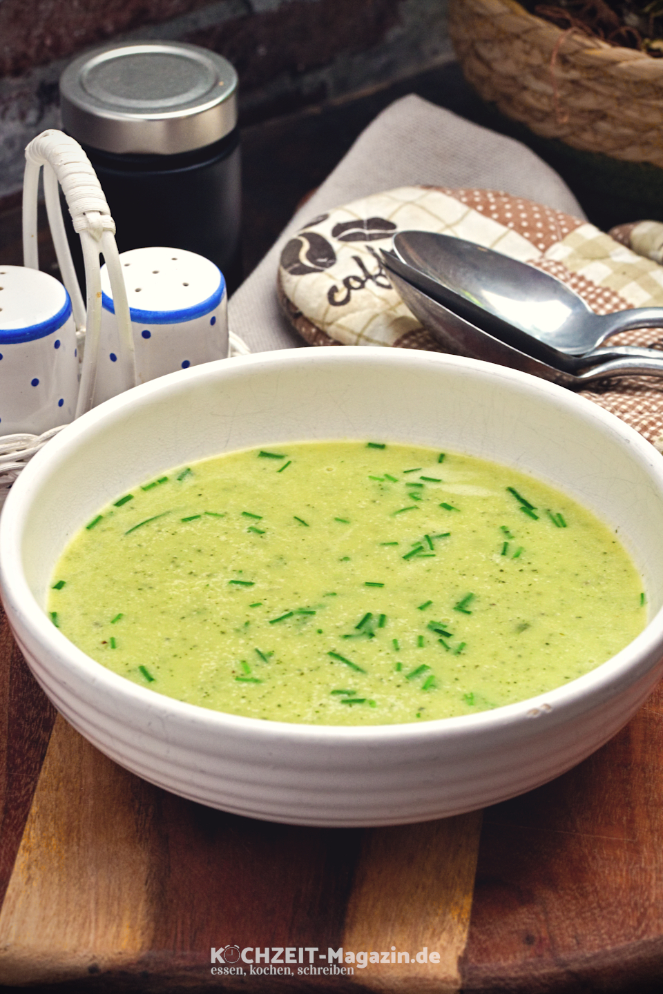 Zucchinicremesuppe Abbildung 1 Zucchinicremesuppe