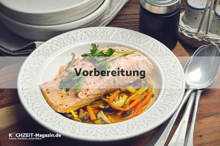 Gedämpfter Lachs auf Gemüse Vorbereitung
