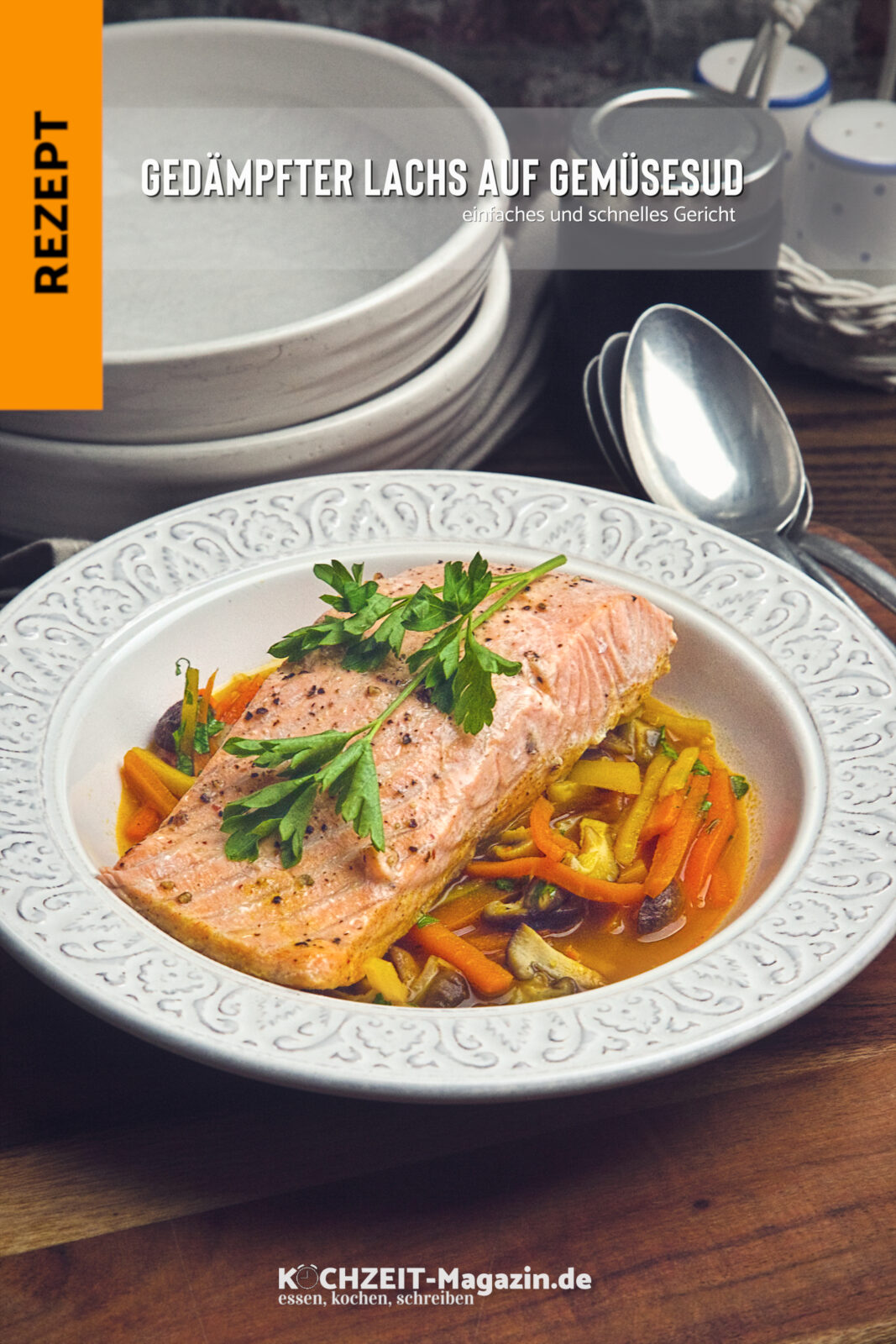 Gedämpfter Lachs auf Gemüse