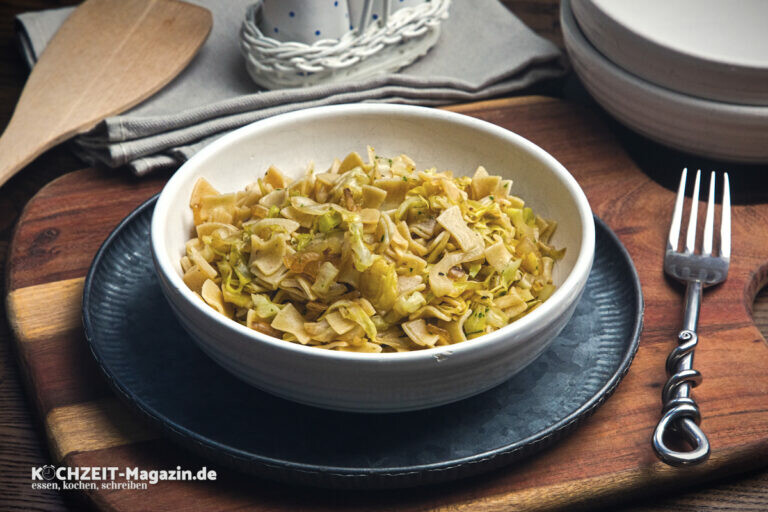 Krautfleckerl , Krautnudeln Rezept