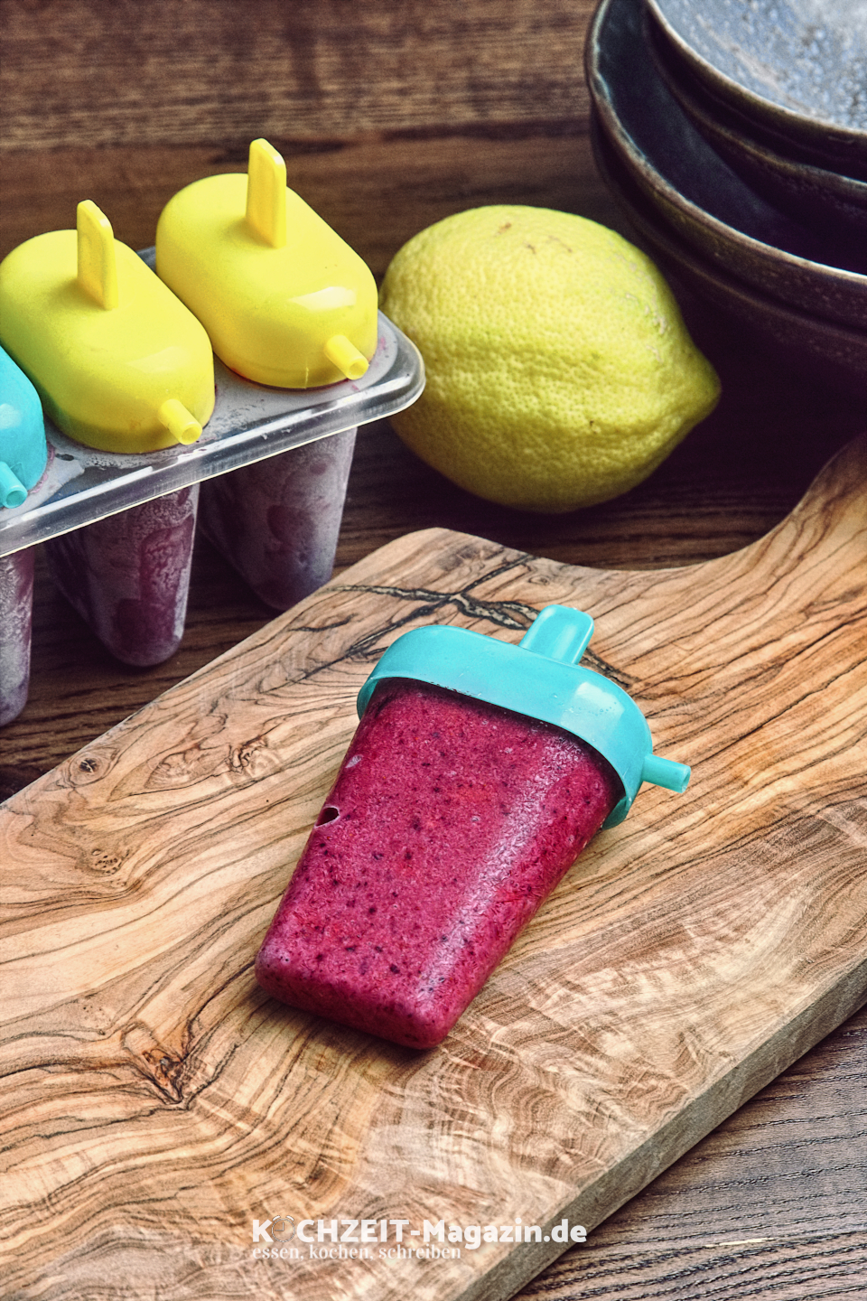 Joghurt Beeren Eis Abbildung 1 Joghurt Eis mit Beeren
