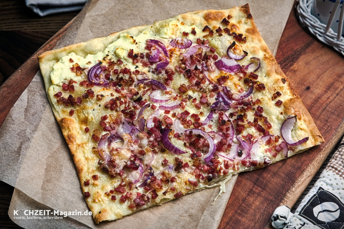 Flammkuchen Speck Zwiebel Rezept