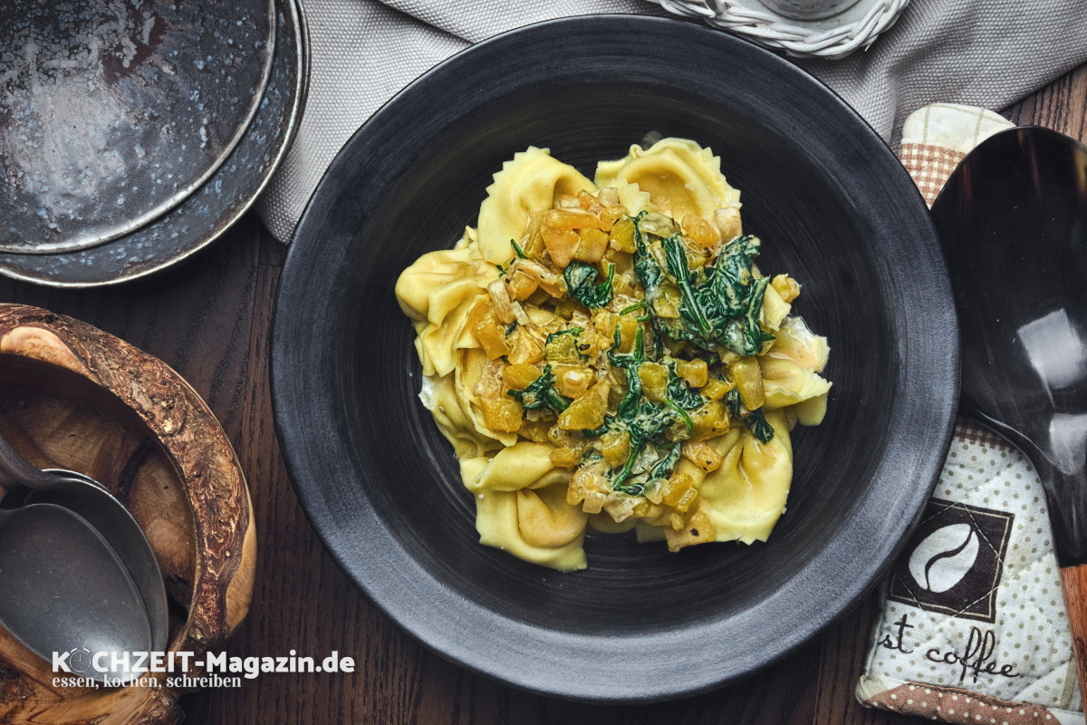 Tortellini Kürbis Soße Rezept, Kürbis Tortellini