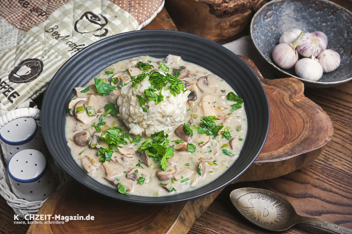 Pilzragout mit Knödel Rezept