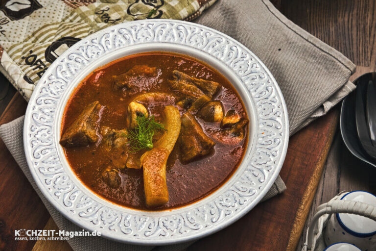 Schweinegulasch mit Fenchel und Pilzen Rezept