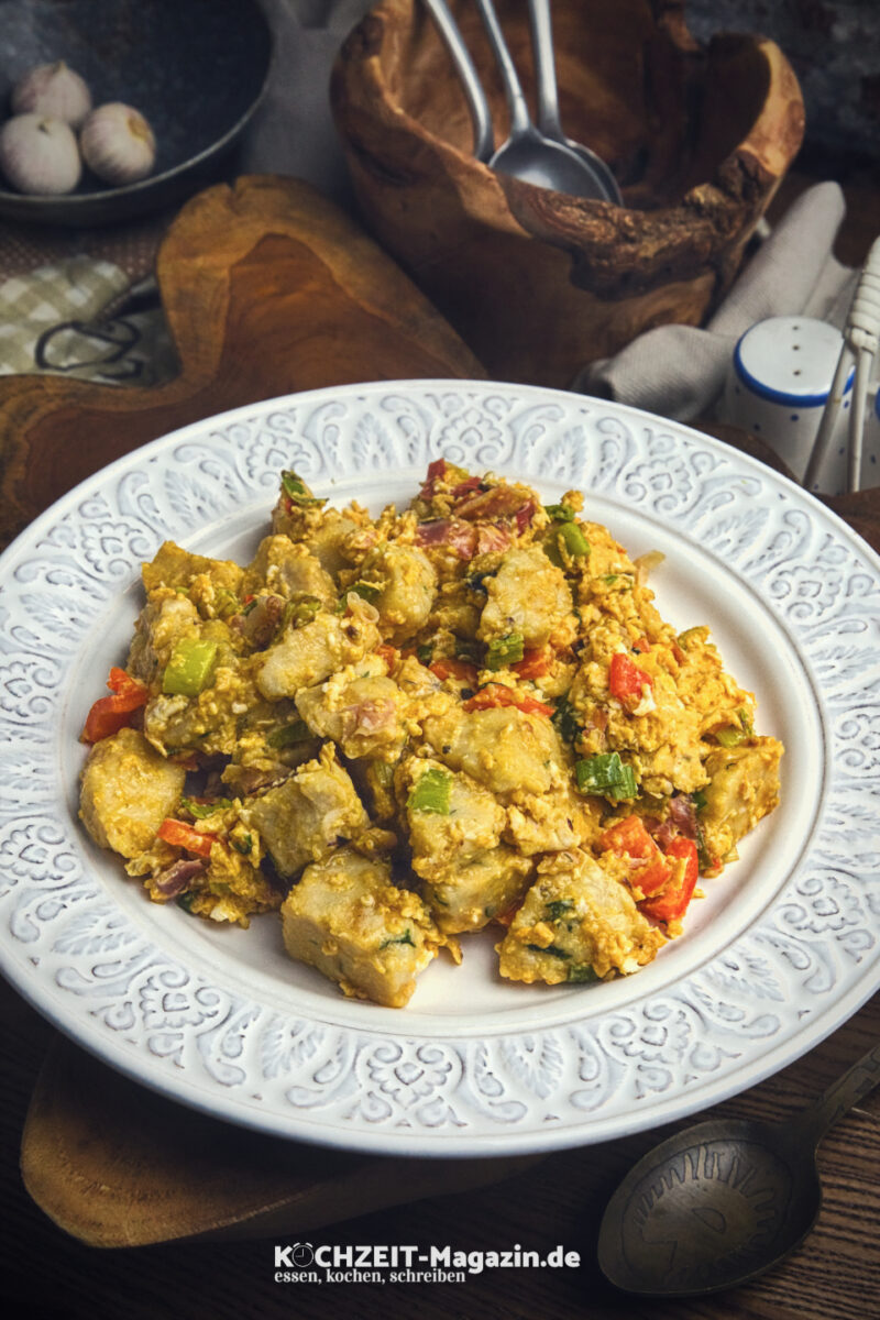 Geröstete Knödel mit Ei, klassisches Gericht ganz neu entdecken