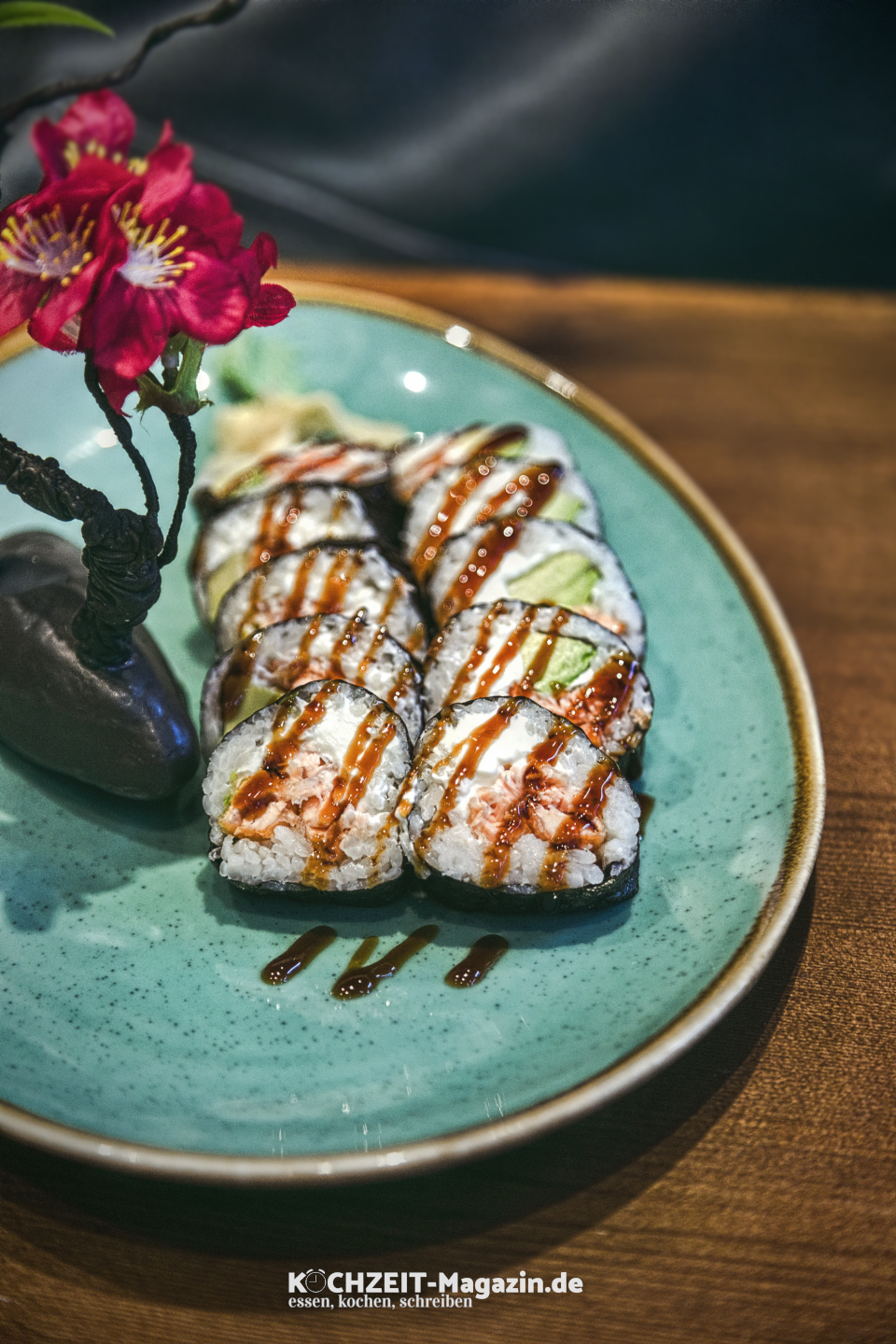 Sushi House Stockerau Abbildung 1 Salmon Philadelphia Roll