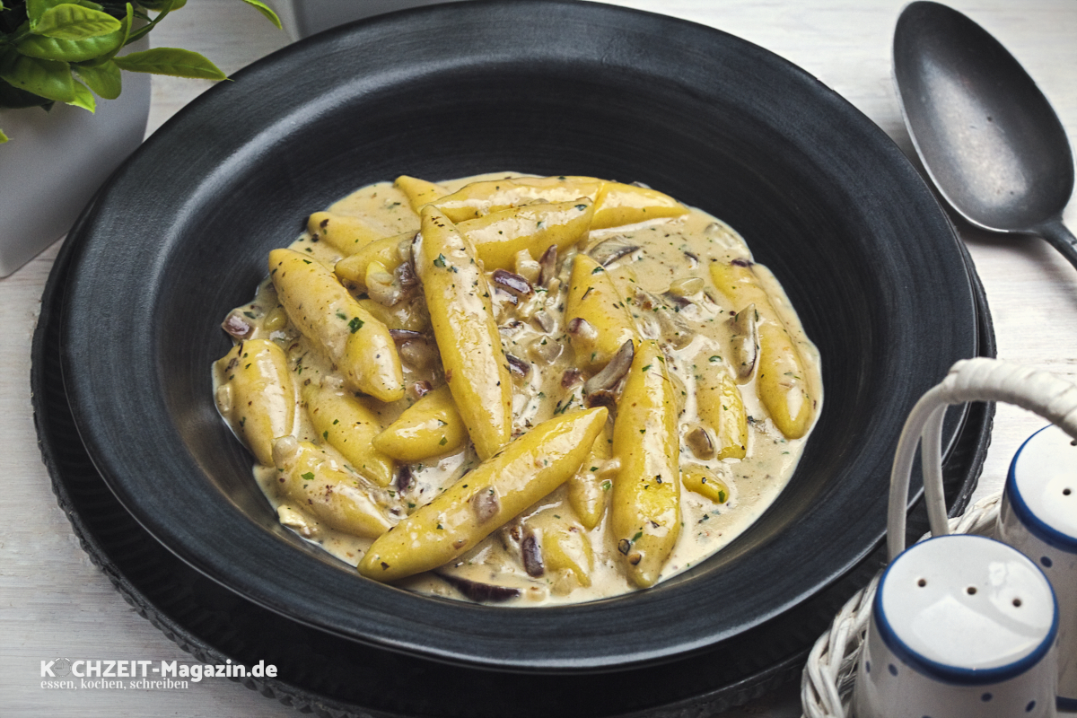 Schupfnudeln Blauschimmelkäse Soße, Schnelles zum Feierabend
