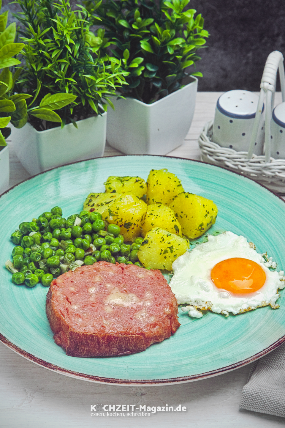 Leberkäse mit Erbsen Abbildung 1 Leberkäse mit Erbsen