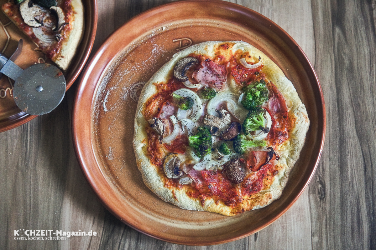 Salami Schinken Pizza Rezept, Pizza Green Onions