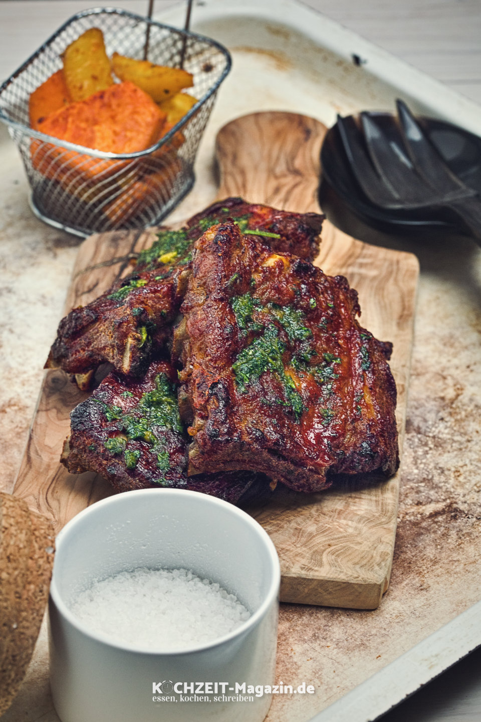  Peruanische Schweine Rippchen mit Kräuter‑Chili‑Salsa