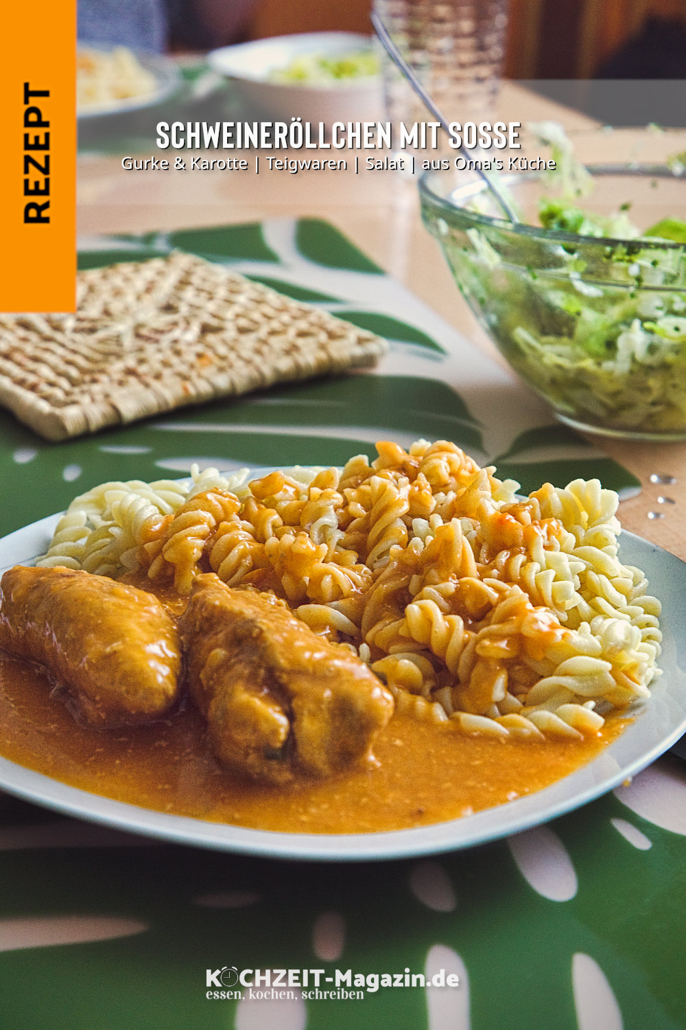 Schweineröllchen mit Soße Geschmorte Schweinerouladen