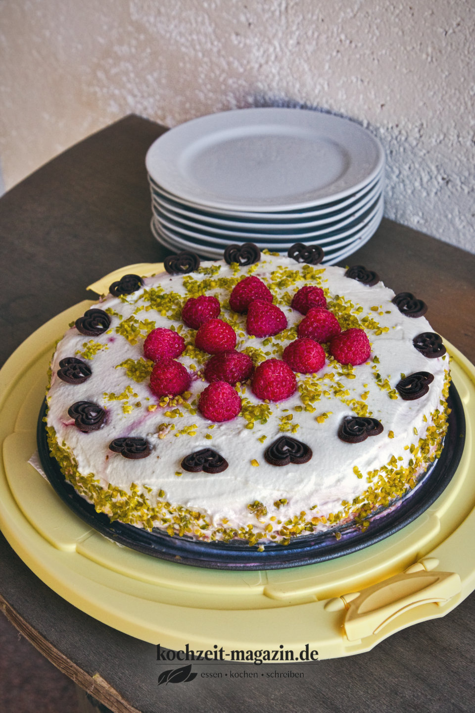 Joghurt Torte mit Himbeeren