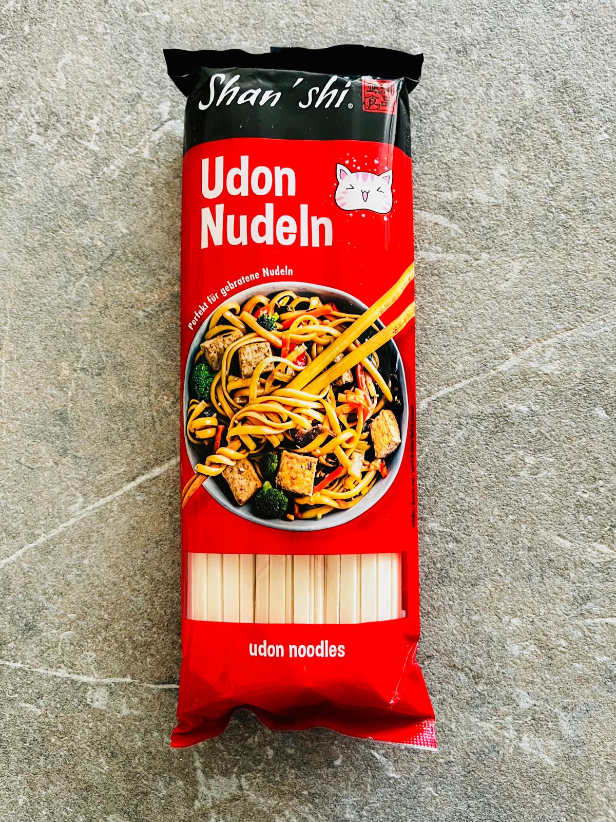 Udon Nudeln