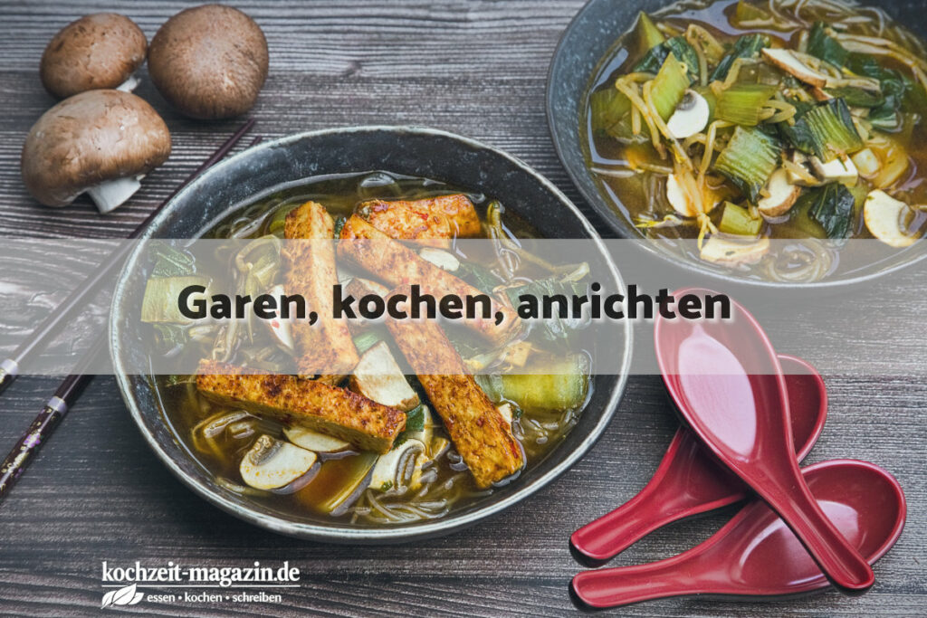 Vietnamesische Glasnudelsuppe garen