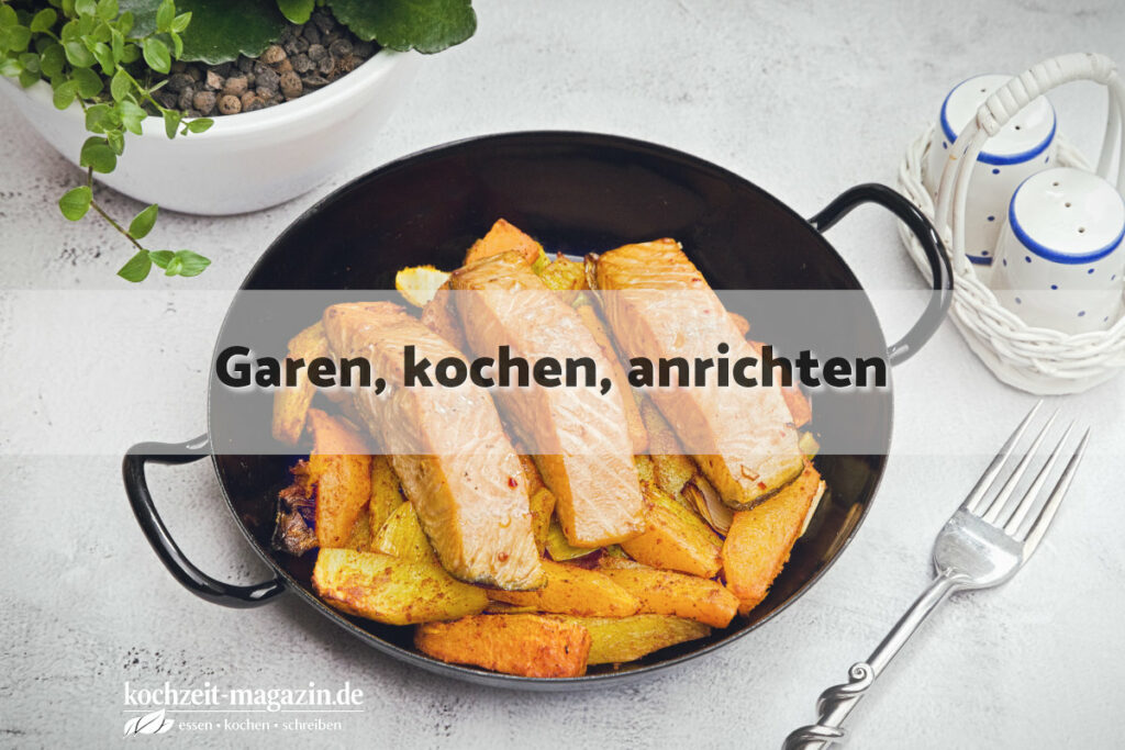 Lachs auf Ofengemüse garen