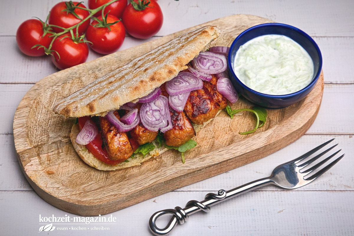 Soutzoukaki Pita Rezept