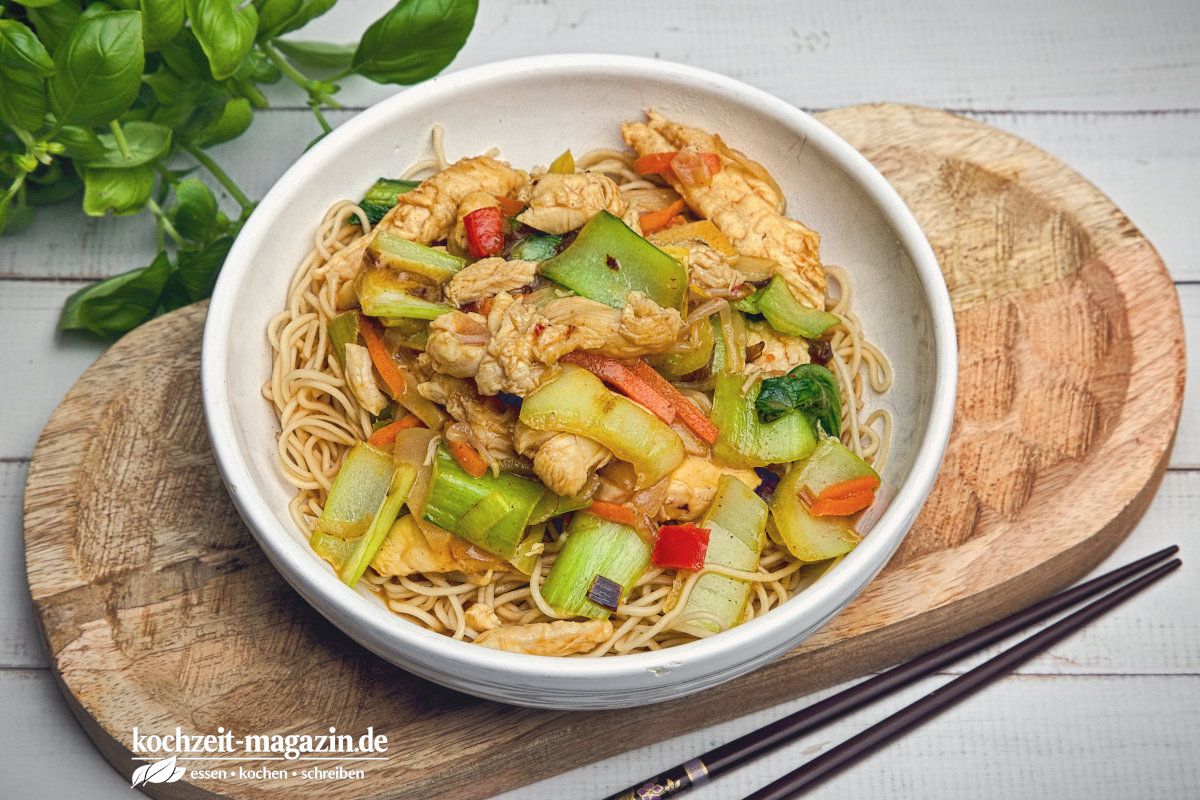 Hühnchen Kokos Nudeln Rezept