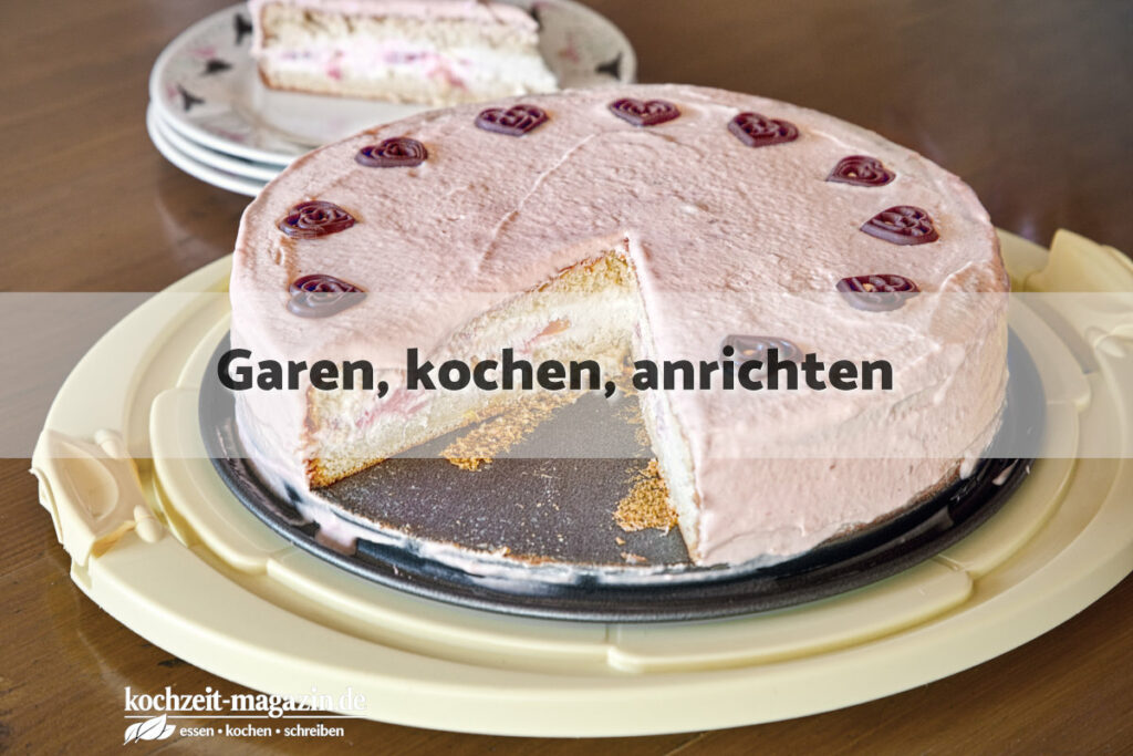 Frischkäsetorte garen