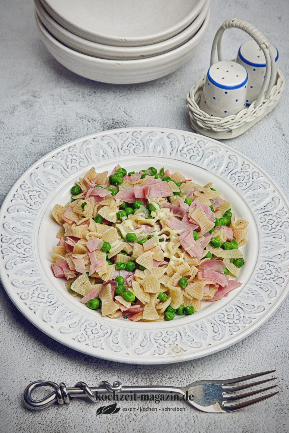Schinkenfleckerl mit Erbsen Abbildung 1 Schinkenfleckerl mit Erbsen