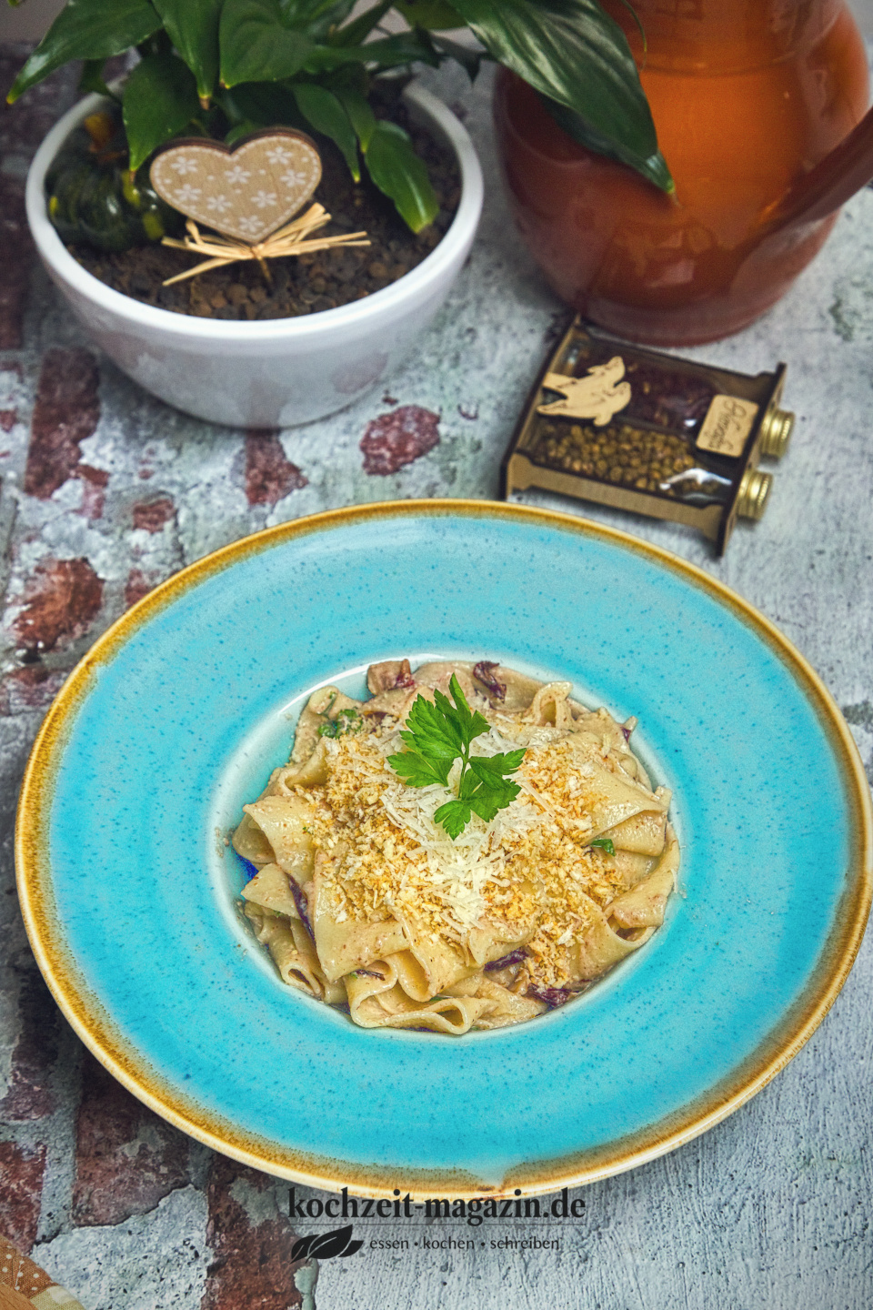 Pappardelle Radicchio Walnuss Pesto